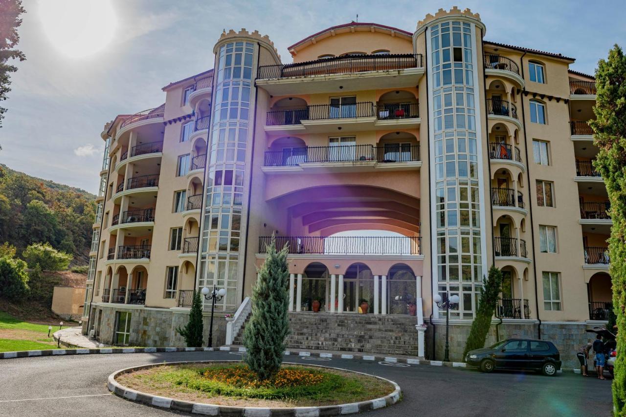 Menada Negresco Apartments Burgas-provinsen Eksteriør bilde