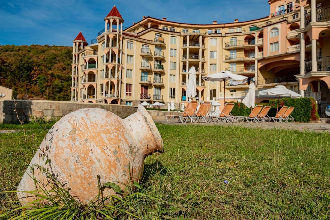 Menada Negresco Apartments Burgas-provinsen Eksteriør bilde