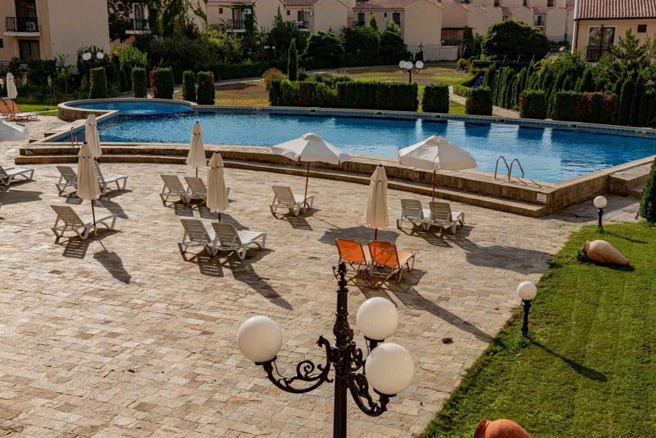 Menada Negresco Apartments Burgas-provinsen Eksteriør bilde